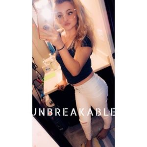 Meet your Posher, Johnica